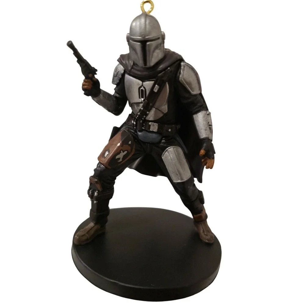 MANDO STAR WARS THE‎ MANDALORIAN Figurine Holiday Christmas Tree Ornament C-16